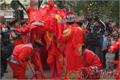 日柱干支關(guān)系看姻緣