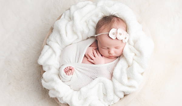2024年农历二月二十一出生的女宝宝取名 乐于助人的取名参考
