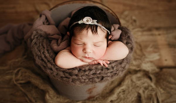 2024年农历二月初六出生的女龙宝宝是什么命 脱颖而出的女孩名字